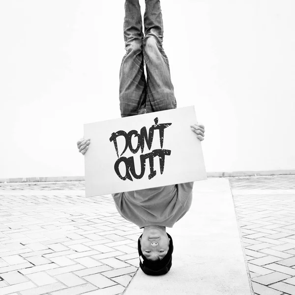 Guy standing on the head — Stock Photo, Image