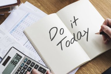 kişi yazılı notlar