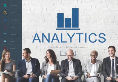 Toplantıda iş adamları tartışıyor