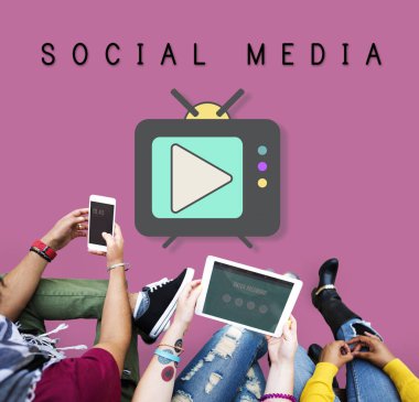 Farklı devisces kullanan öğrenciler