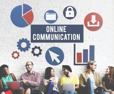 çeşitlilik arkadaşlar duvarının yakınında 