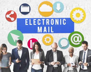 Toplantıda iş adamları tartışıyor