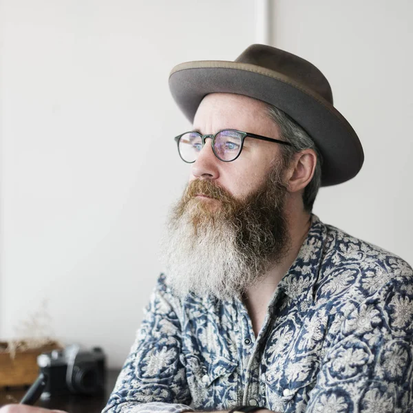 Hipster senior man in hat — Stock fotografie