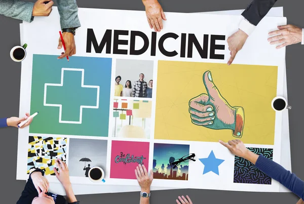 Pessoas de negócios com conceito de medicina — Fotografia de Stock