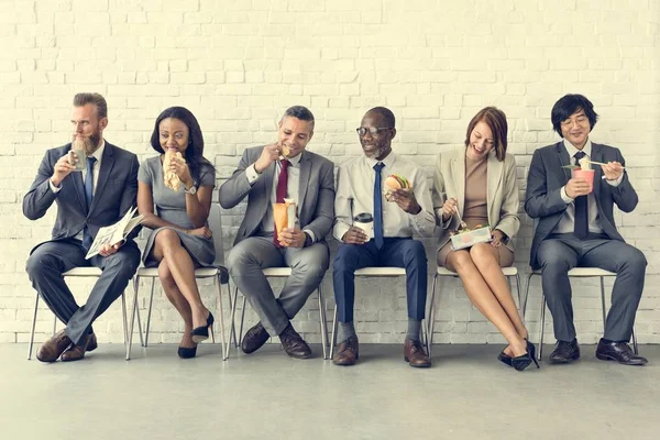 Equipe de negócios almoçando — Fotografia de Stock