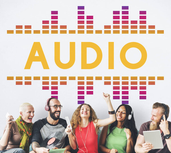 Друзья с цифровыми устройствами
