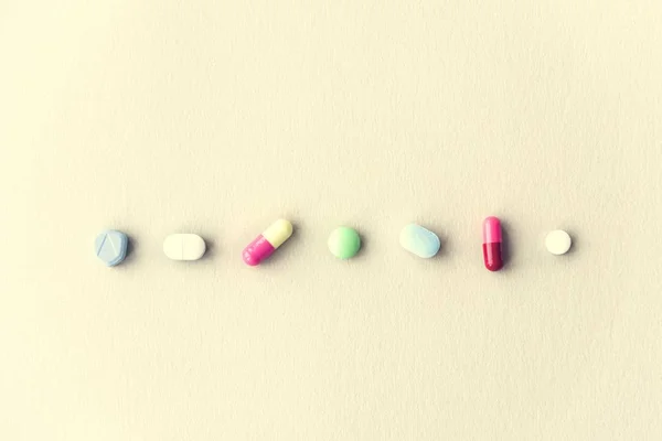 Капсулы лекарственных таблеток — стоковое фото