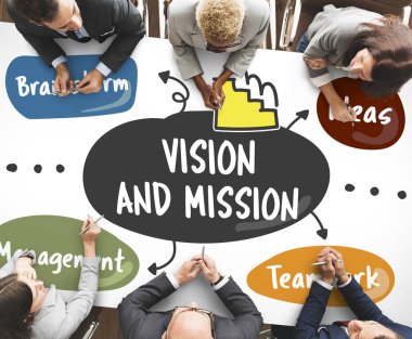 Toplantıda iş adamları tartışıyor