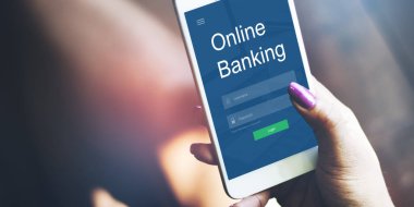 Holding ve cep telefonu tarama kişi 