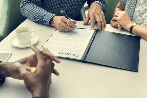 Contratto aziendale Documenti Firma Concetto di firma — Foto Stock