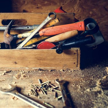 Ağaç işleme aletleri atölye