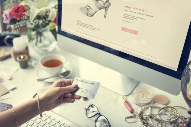 Internet dijital bağlantı ağ kavramı alışveriş