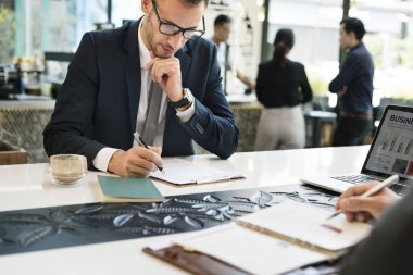 not defterinde yazılı iş adamları