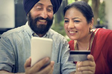 Hint çift kullanarak telefon