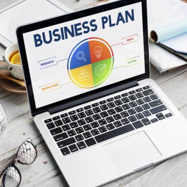 Dizüstü bilgisayarda office işyerinde