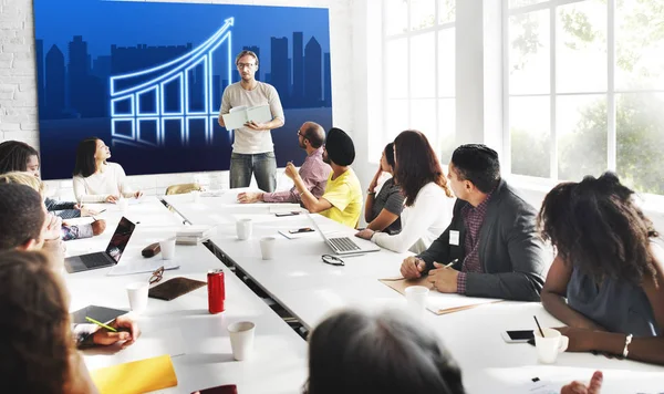 Empresários em reunião — Fotografia de Stock