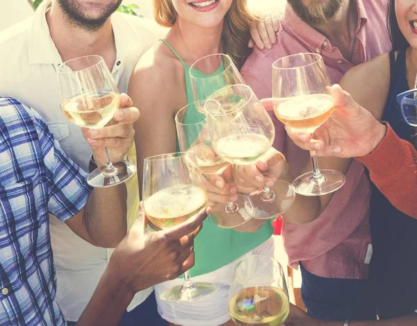 Grupo de pessoas em festa — Fotografia de Stock