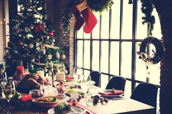 Julbord för högtider — Stockfoto