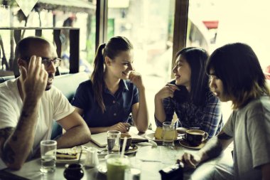 insanlar kahve içme