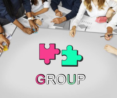 beyin fırtınası fikirlerini öğrenci grubu