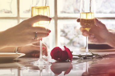 Çift yıldönümü kutlaması