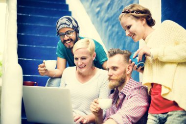 İnsanlar Internet tarama