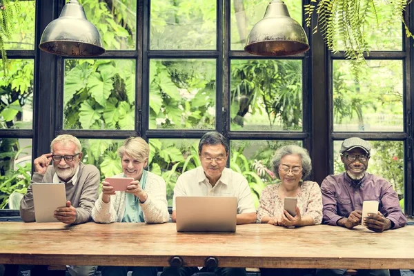 Senior pensioen Meetup groep — Stockfoto