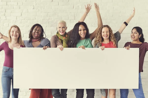 Diversity women holds placard — Stock Photo, Image