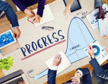 projede çalışan iş adamları