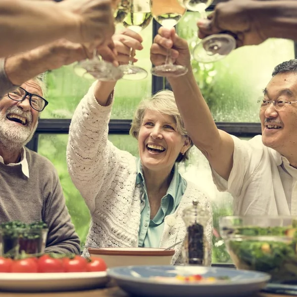 Emekli kıdemli buluşmak