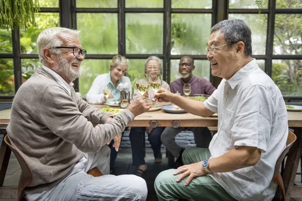 Reunión del Grupo de Jubilados Mayores —  Fotos de Stock