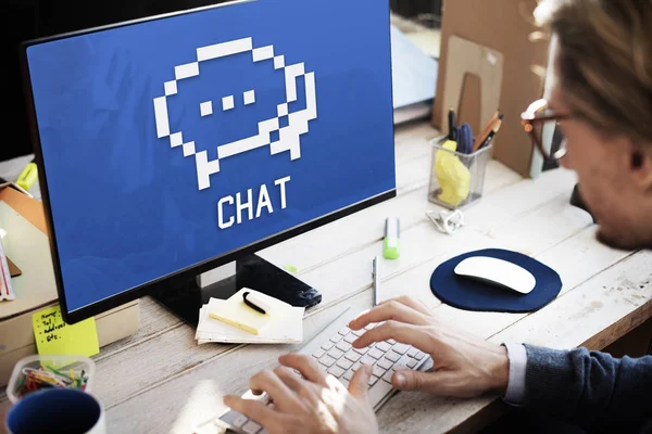 Businessman typing on computer keyboard — Stock Photo, Image