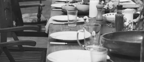 Обідній стіл з їжею — стокове фото