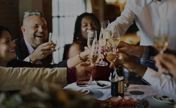 Amigos en el concepto de fiesta — Foto de Stock