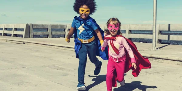 Super Hero copii veseli — Fotografie, imagine de stoc