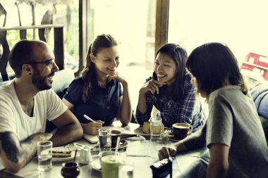 insanlar kahve içme