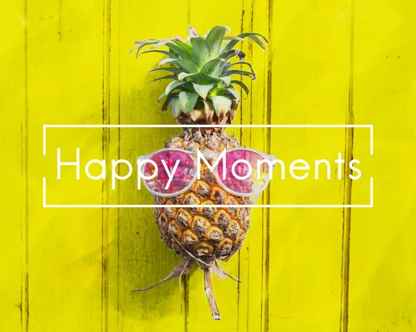 Pineapple and Summer Concept — Stock Photo, Image