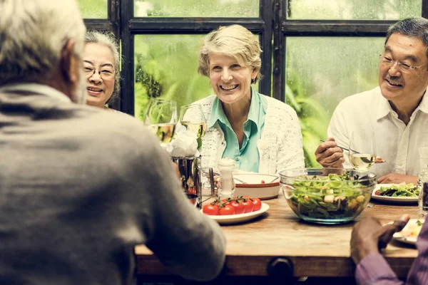 Pensiun Senior Bertemu — Stok Foto
