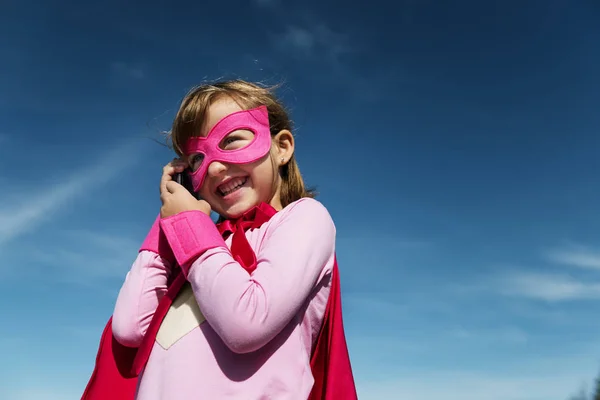 Супергероя дівчинка — стокове фото