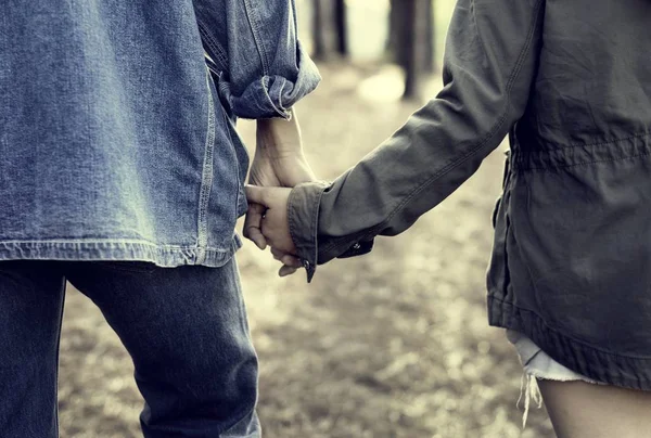 Couple of Travelers Holding Hands — Stock Photo, Image