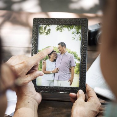 Çift onların fotoğraf