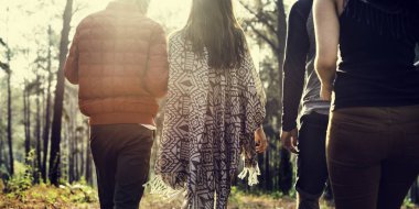 genç arkadaş seyahat