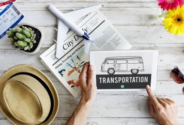 Dijital tablet ellerinde