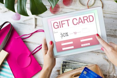 Dijital tablet ellerinde