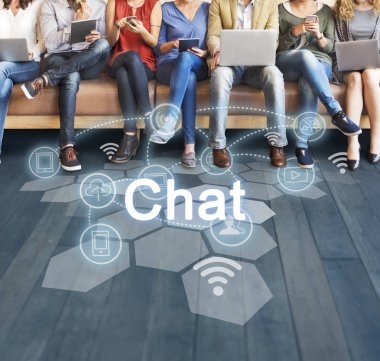 farklı aygıtlar kullanan kişiler