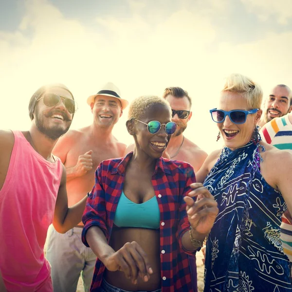 Cheerful friends hanging out — Stock Photo, Image