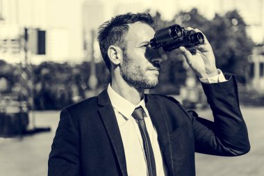 dürbün ile iş adamı