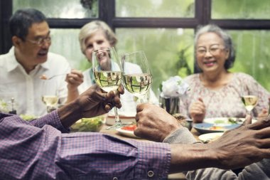 Emekli kıdemli buluşmak