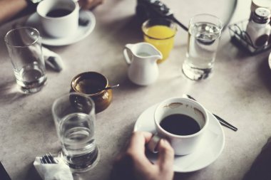 insanlar kahve içme