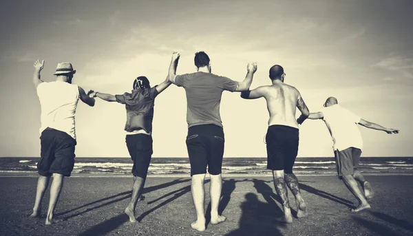 Young People Running in Sea — Stock Photo, Image